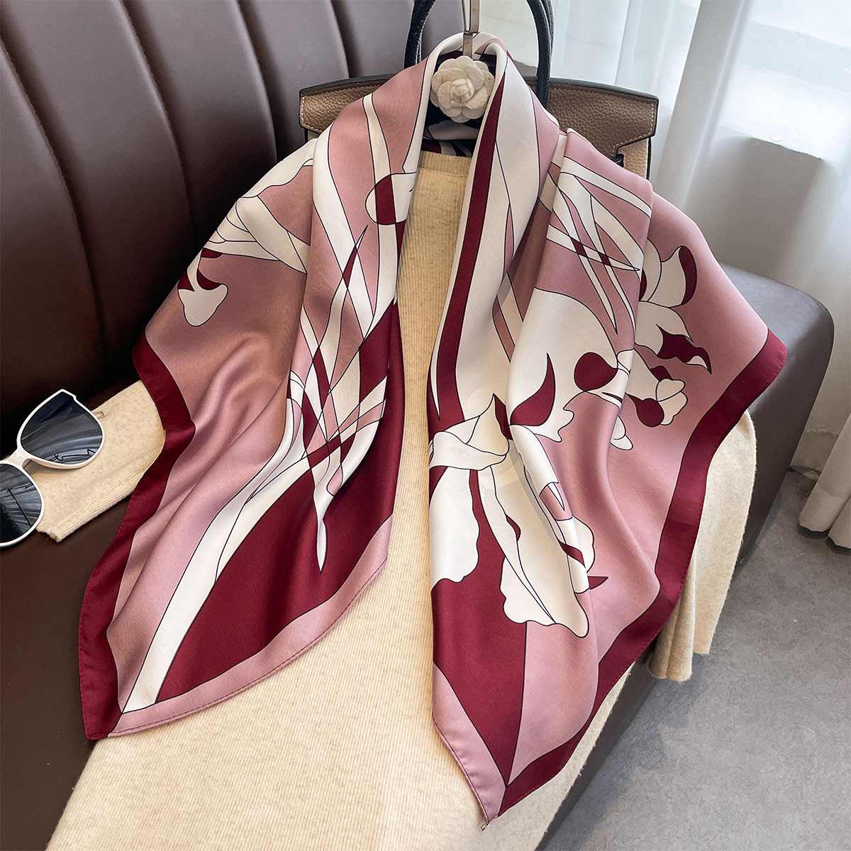 Selendang Persegi Mewah 90*90C - Ascot Neck Scarf ulasan dan harga
