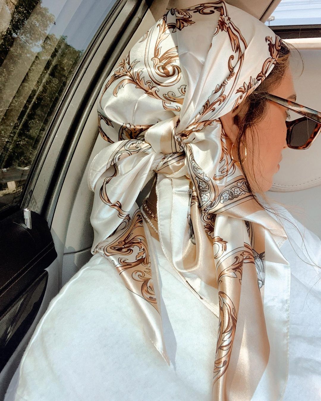 Syal Persegi Satin Jilbab Musl - Silk Neck Scarf ulasan dan harga