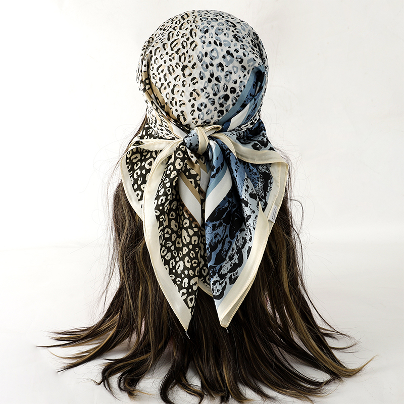 Syal persegi kucing gemuk syal - Silk Neck Scarf ulasan dan harga